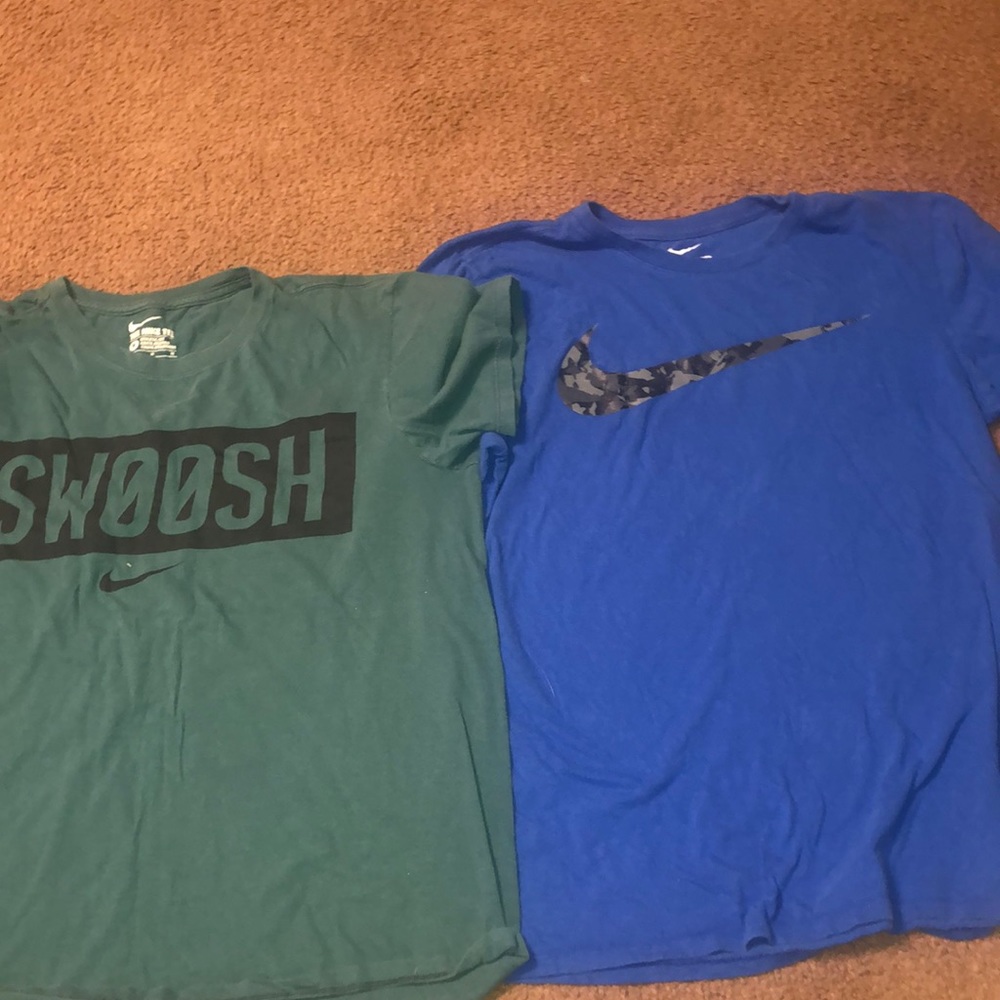 2 nike shirts